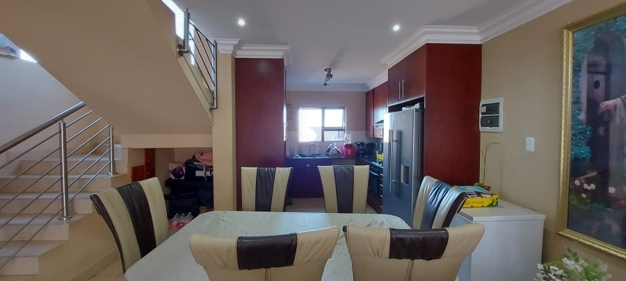 3 Bedroom Property for Sale in Hillside Free State